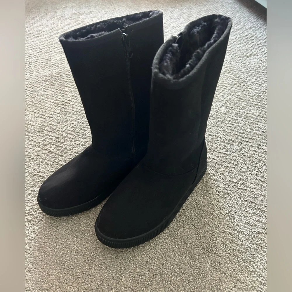 Cat & Jack Black Winter Boots